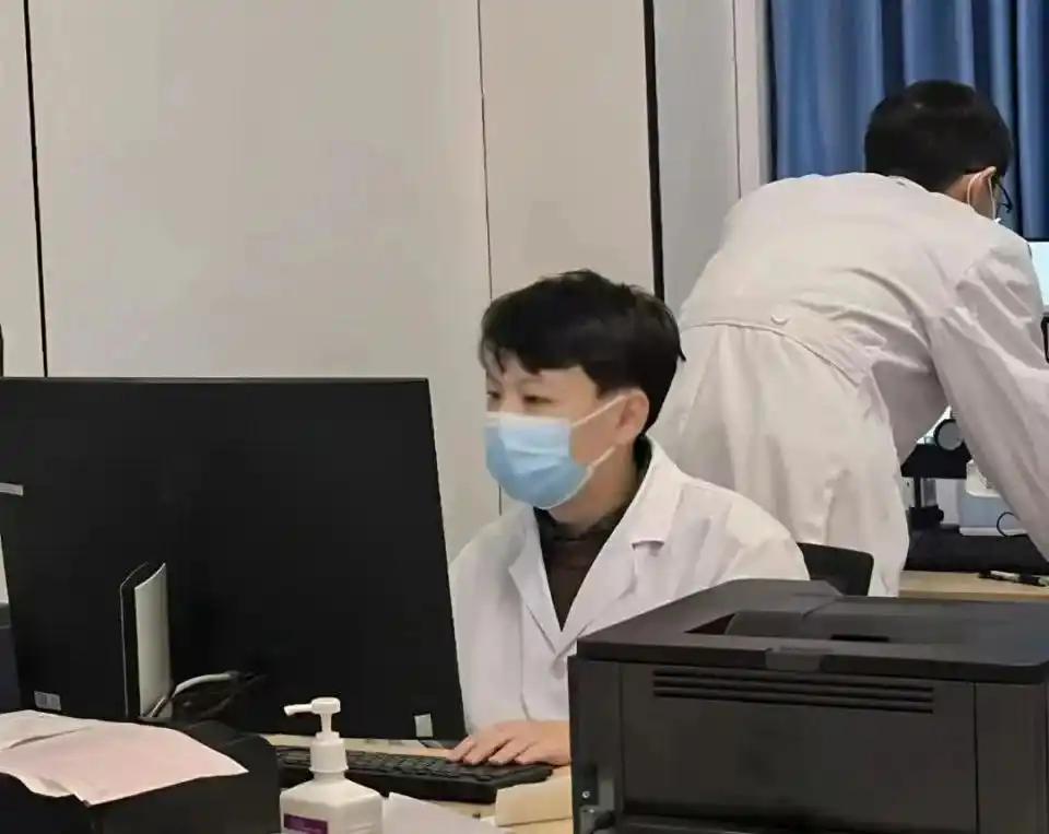 醫學生飛機上救人 被質疑有無資質