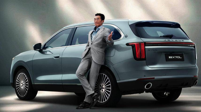 長得像攬勝,只要10萬多!奇瑞7座中型SUV將上市