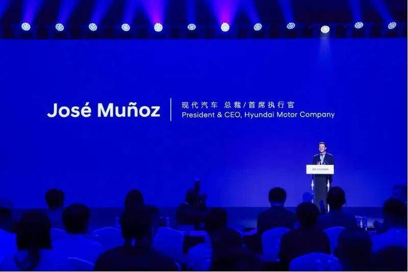 現代汽車中長期戰略發布,小米SU7 Ultra亮相日本