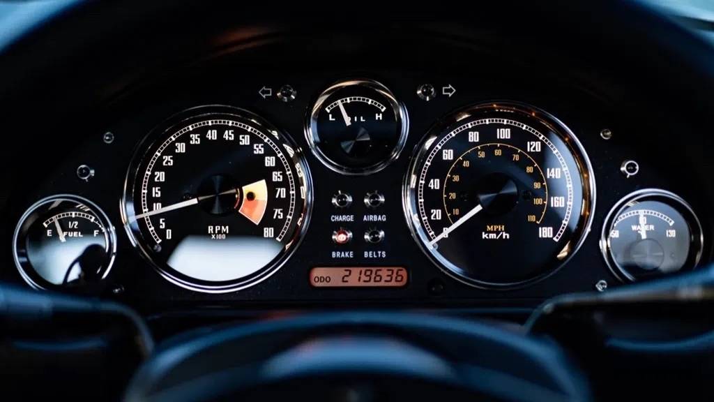 新手買車必看!買二手車時怎么避開調表車?調表車怎么辨別?