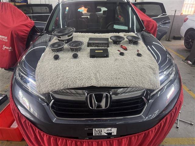 汕頭本田冠道音響改裝案例 改裝丹拿272兩分頻+歌航GDT42 DSP功放