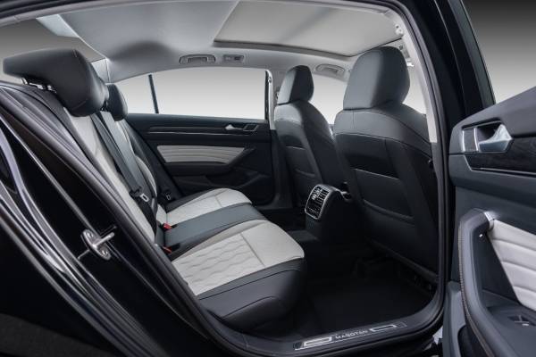 邁騰3000萬輛甄選款,紀念版車型定義價值標桿!