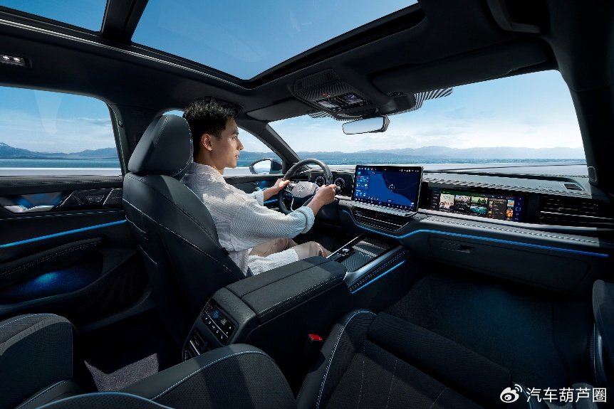 智能、新奢皆出色,帕薩特 Pro 2026款一口價16.99萬元起