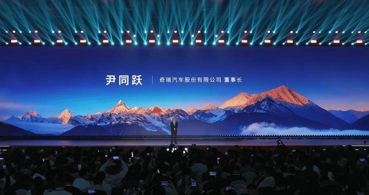 捷途縱橫G700上市,70萬SUV能上路也能水里游