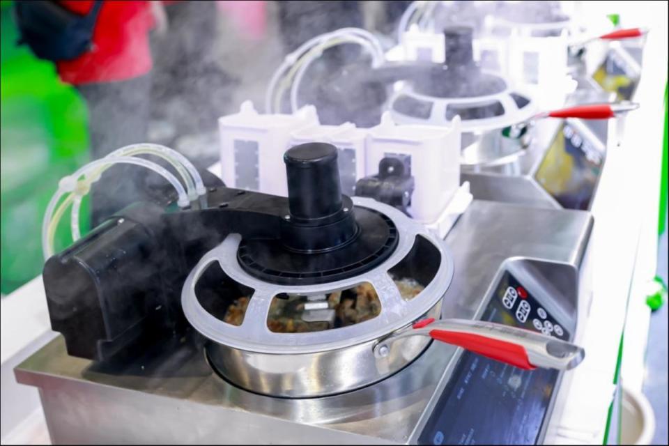 把“鍋氣”變成算法:鍋圈小炒與中餐到家的新解法 圖片