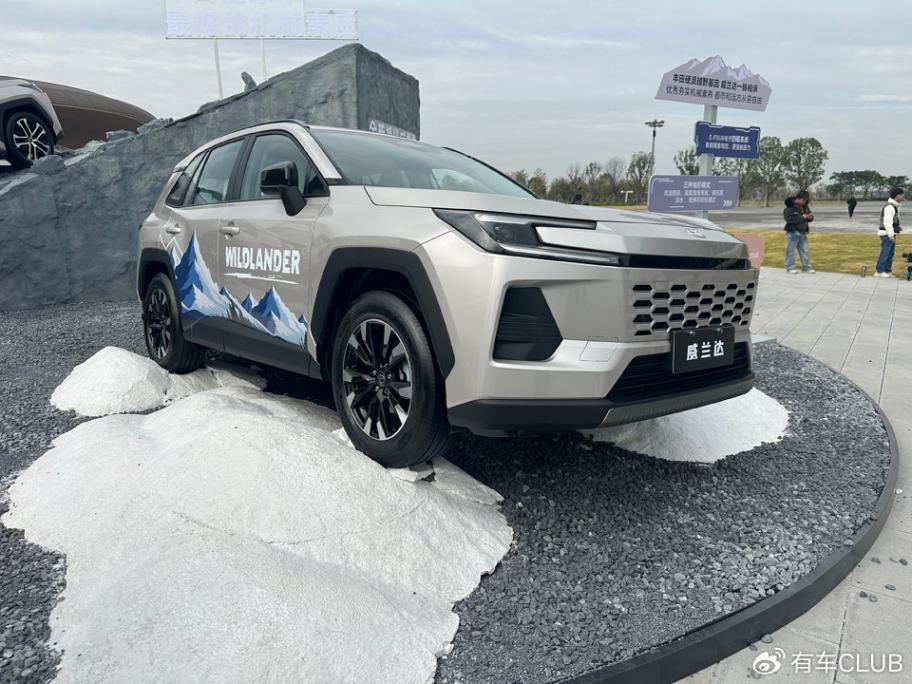 豐田首款域控燃油SUV 全新換代威蘭達上市 超配換購價15.98萬起