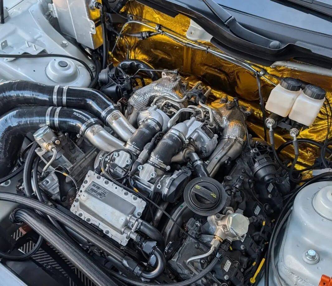 當保時捷Macan遇上奧迪RS7心臟:FC Euro打造全球首臺漂移Macan